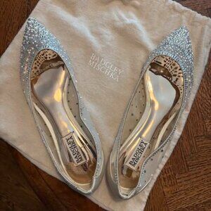Stunning Badgley Mischka ballet flats - Size 9